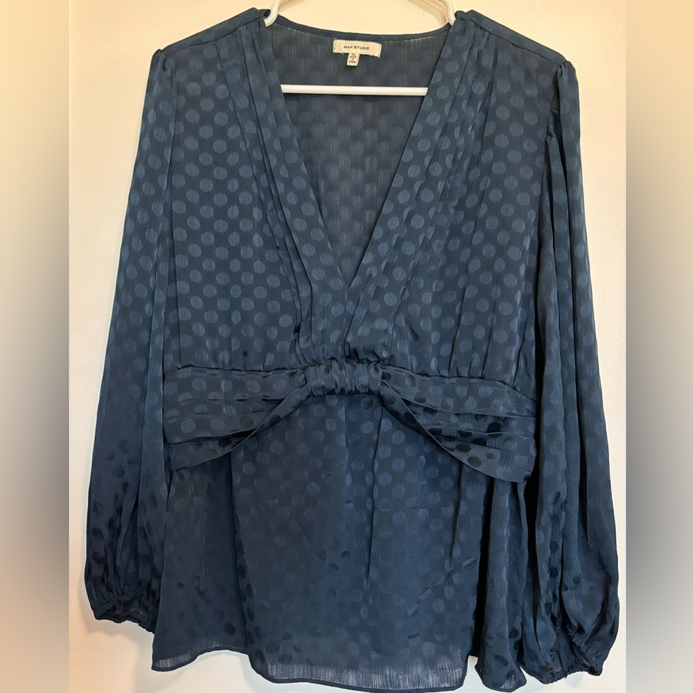 Max Studio Navy Blue Polka Dot Patterned V Neck Blouse Size XL